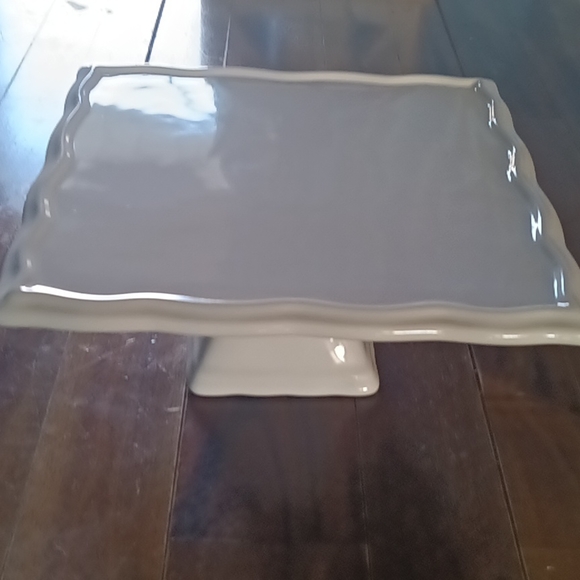 Strawberry Street Other - Cake plate